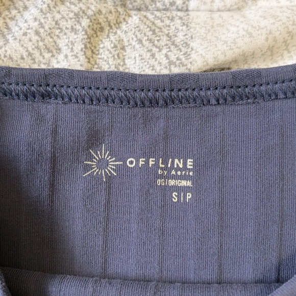21. OFFLINE BY AERIE OG GROOVE CROP TEE - Picture 3 of 3